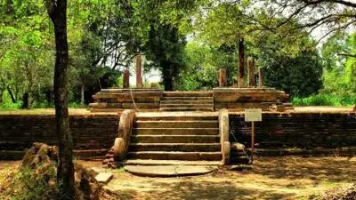 Henanigala Panchawasa Raja Maha Viharaya