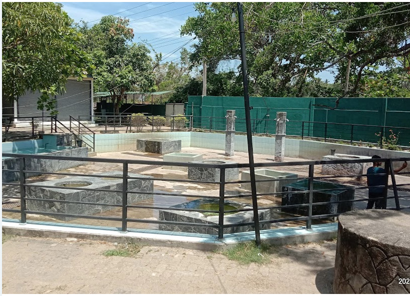 The Steaming Hot Water Wells of Mahaoya